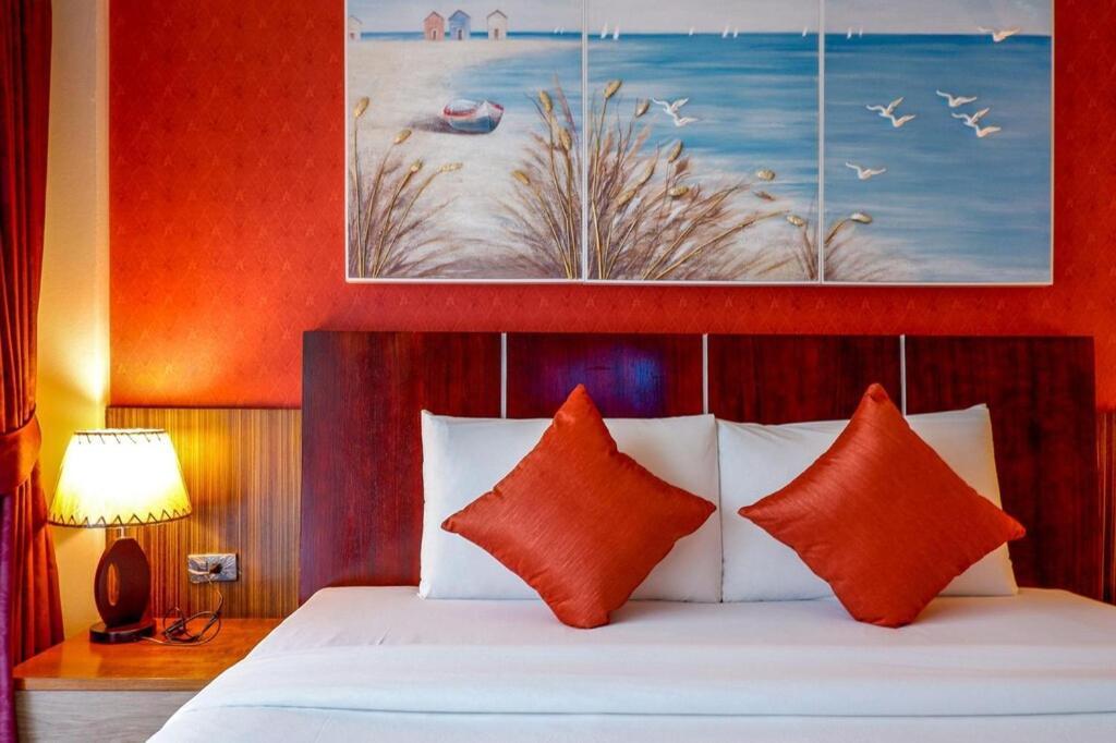 Dipantai Boutique Beach Resort Patong 外观 照片