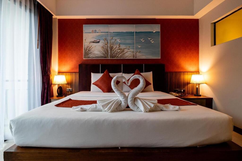 Dipantai Boutique Beach Resort Patong 外观 照片
