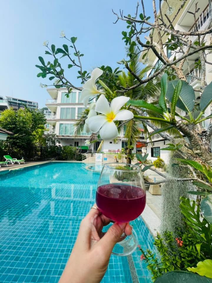 Dipantai Boutique Beach Resort Patong 外观 照片