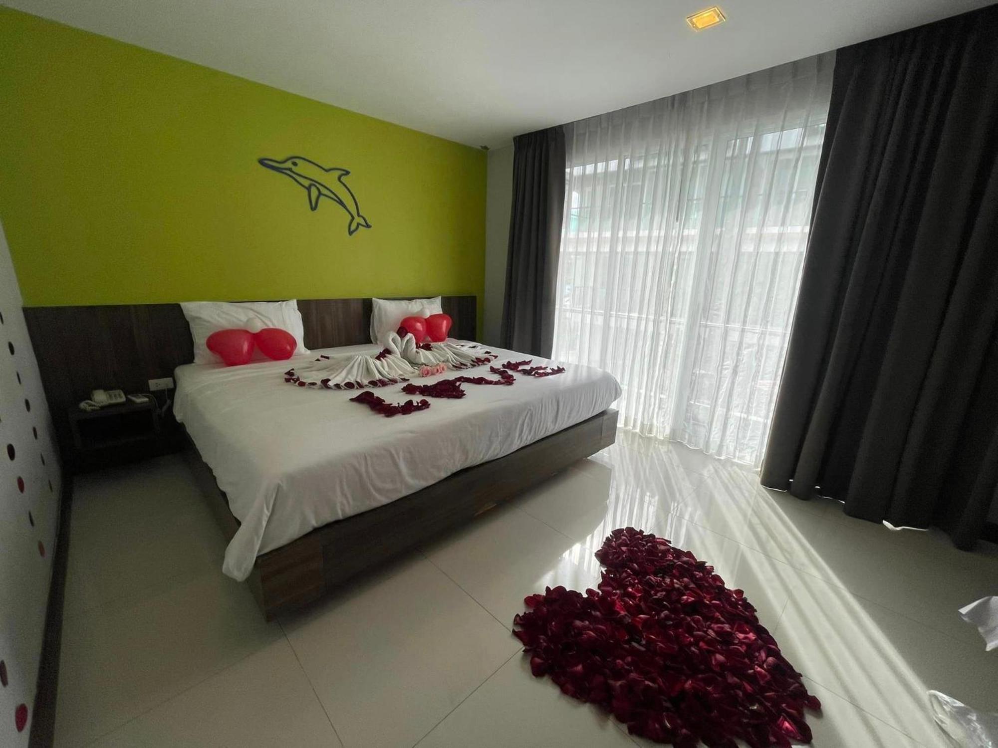 Dipantai Boutique Beach Resort Patong 外观 照片
